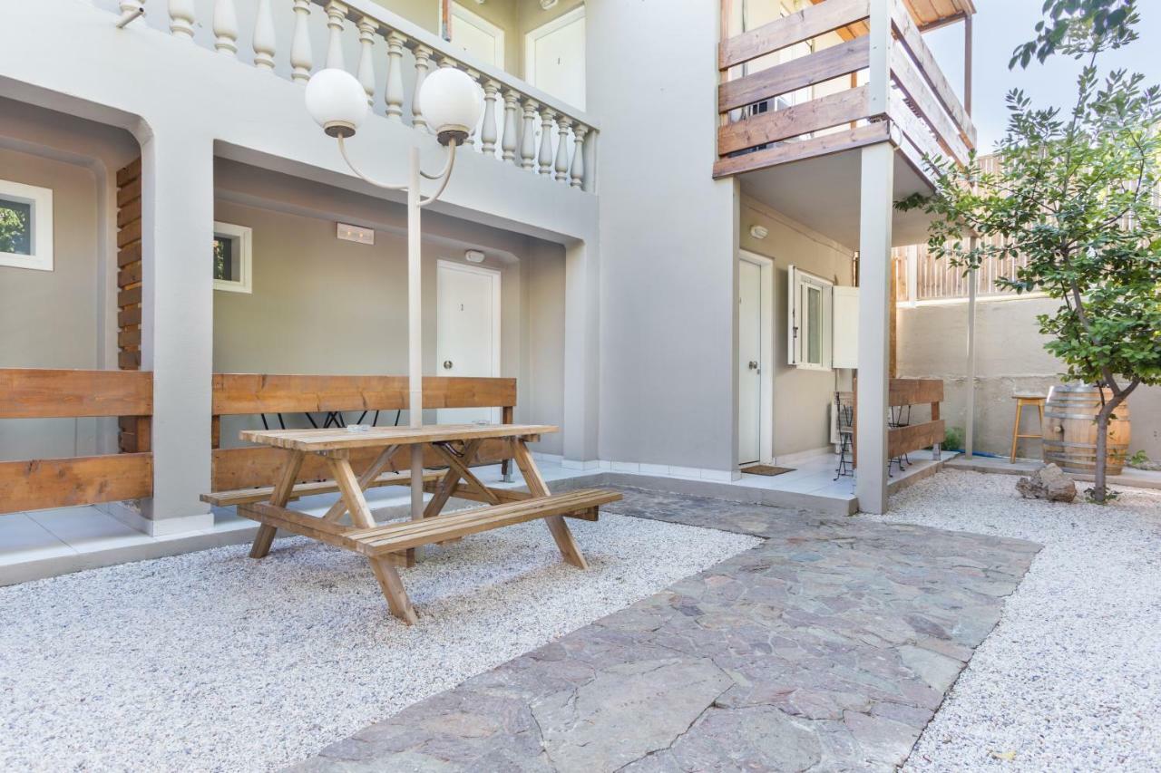 Sunrise Suites Kato Daratso Exterior photo